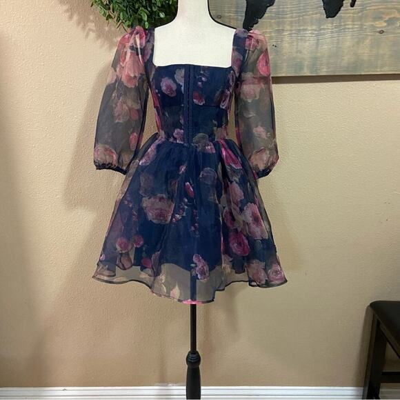 NWOT Lulus Lovely Idea Navy Blue Floral Three-Quarter Sleeve Skater Dress - Picture 3 of 12